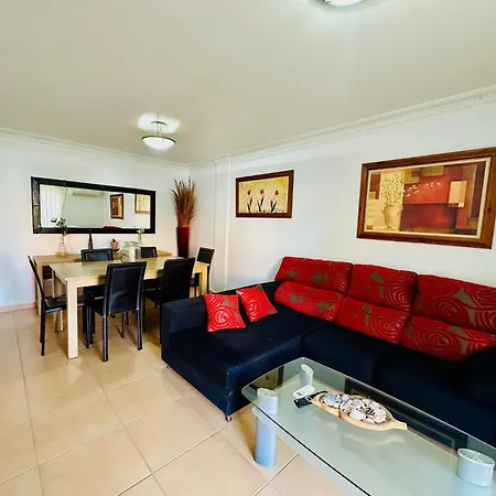 Junto A La Playa En La Mejor Ubicacion De *