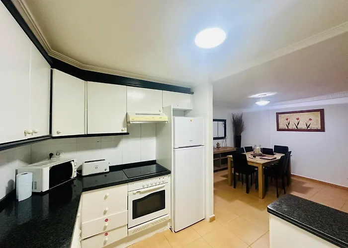 Junto A La Playa En La Mejor Ubicacion De